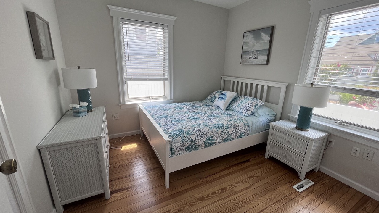 Photo of Bedroom in Wall