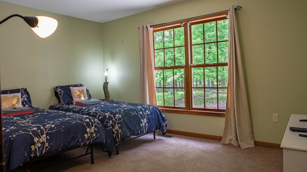 Photo of Bedroom in Pocono Mountain Lake