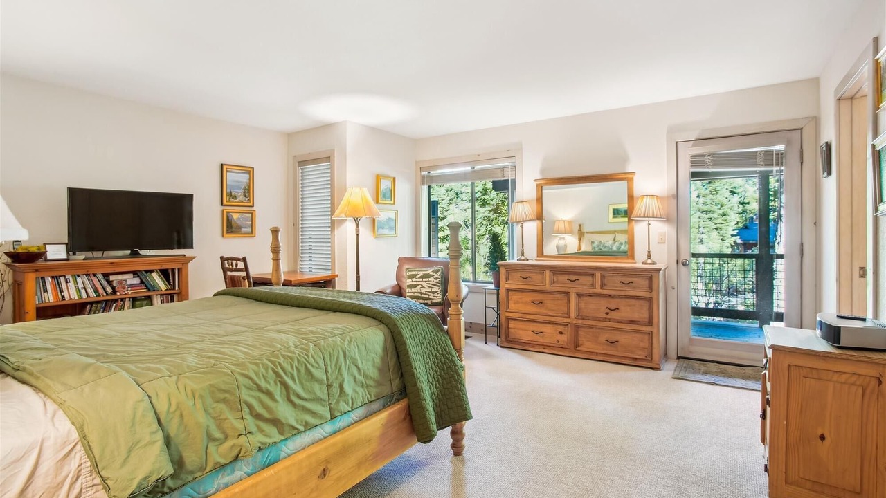 Photo of Bedroom in Tahoe City