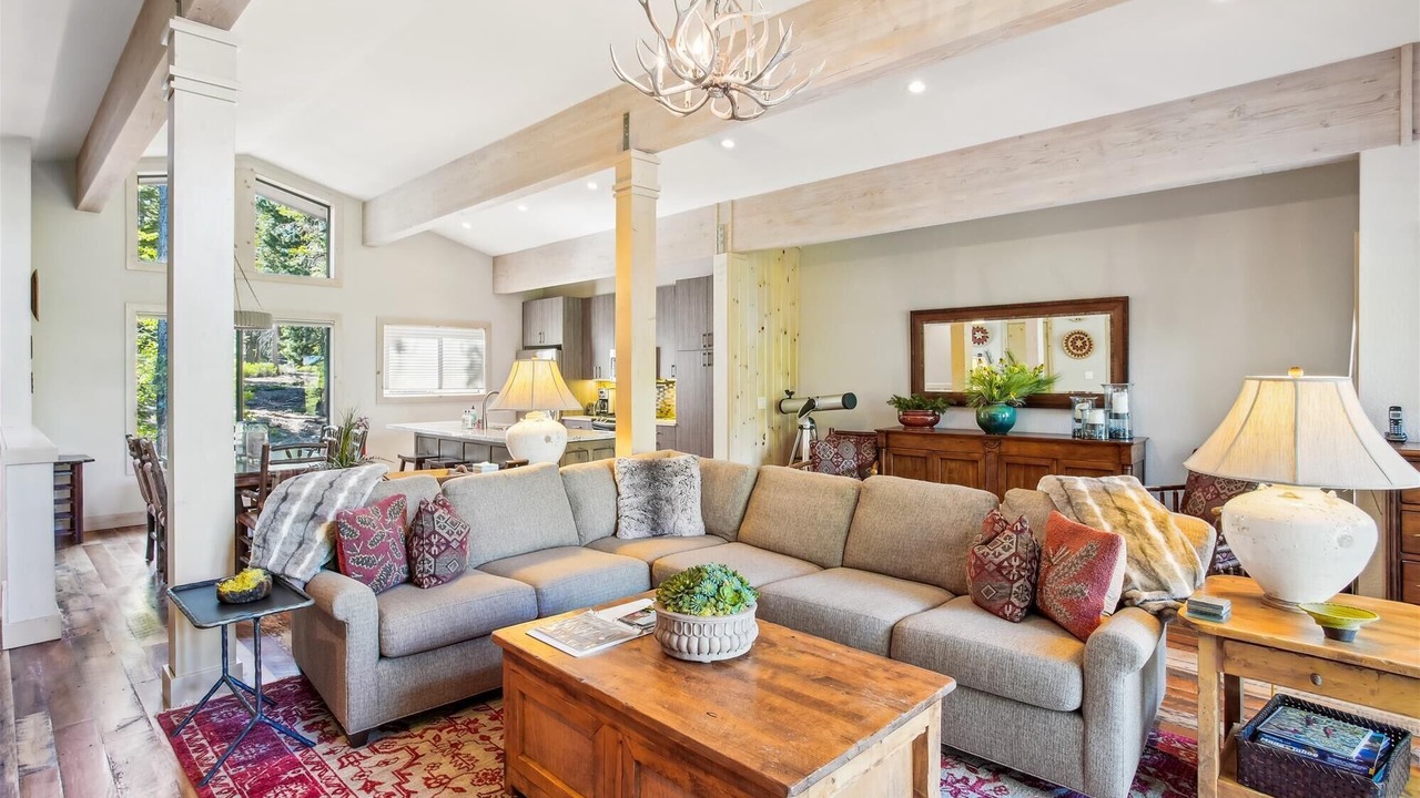 Photo of Livingroom in Tahoe City