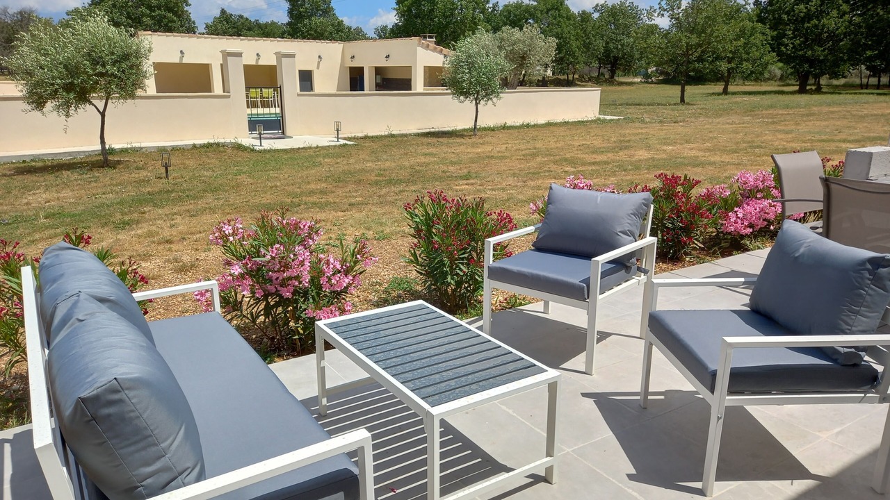 Photo of Patio Balcony in Gras