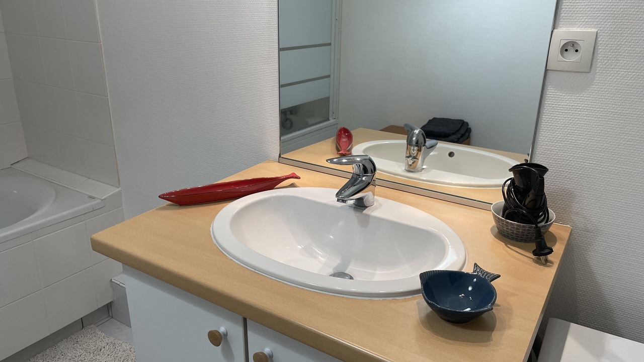 Photo of Bathroom in Portrieux