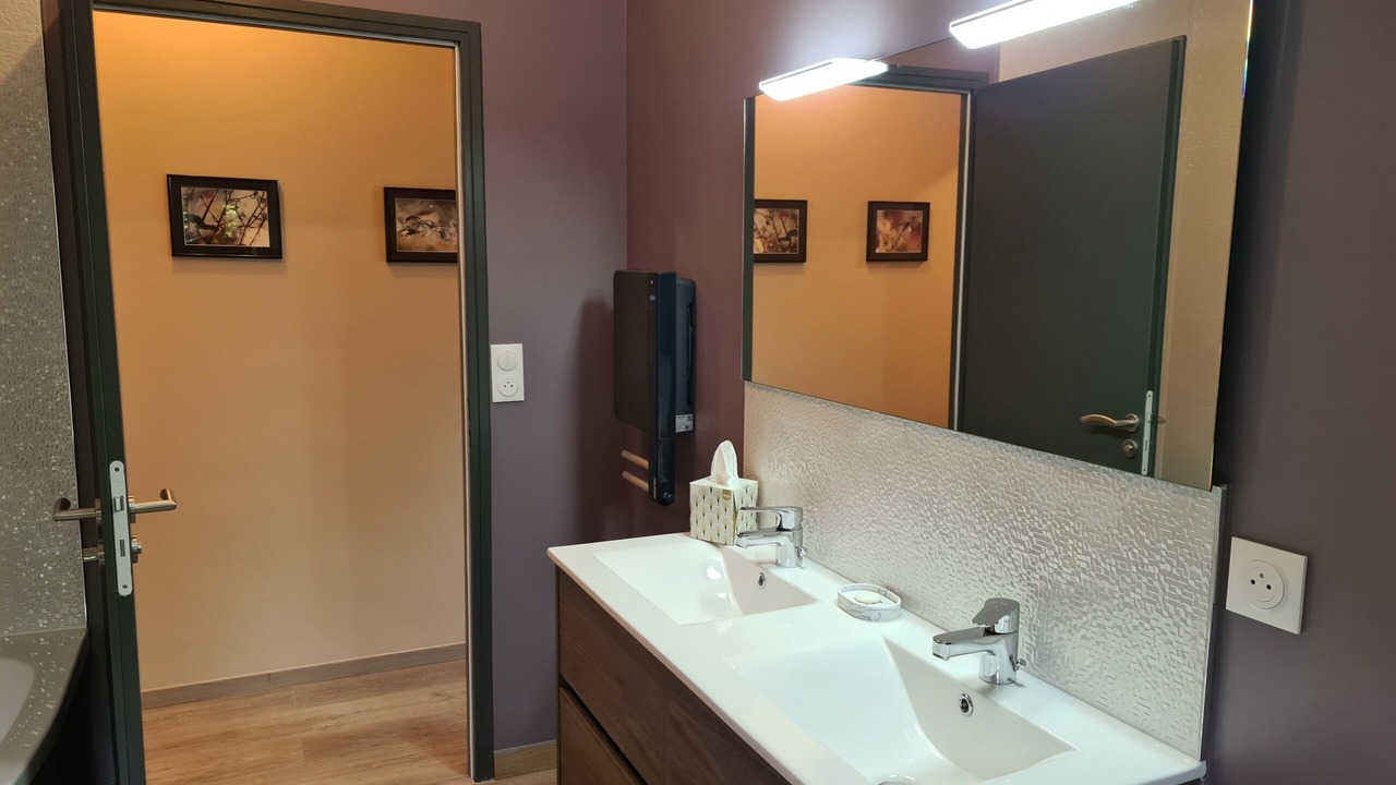 Photo of Bathroom in Fontainebleau