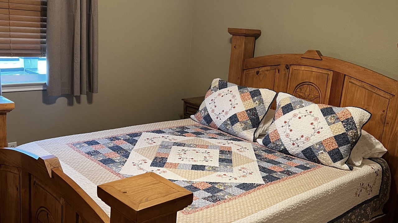 Photo of Bedroom in Cedar Lane