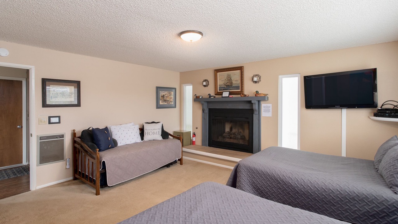 Photo of Bedroom in Oceano