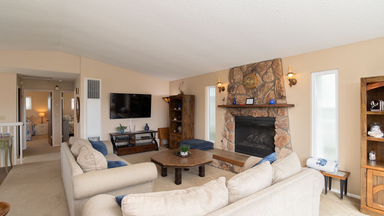 Photo of Livingroom in Oceano