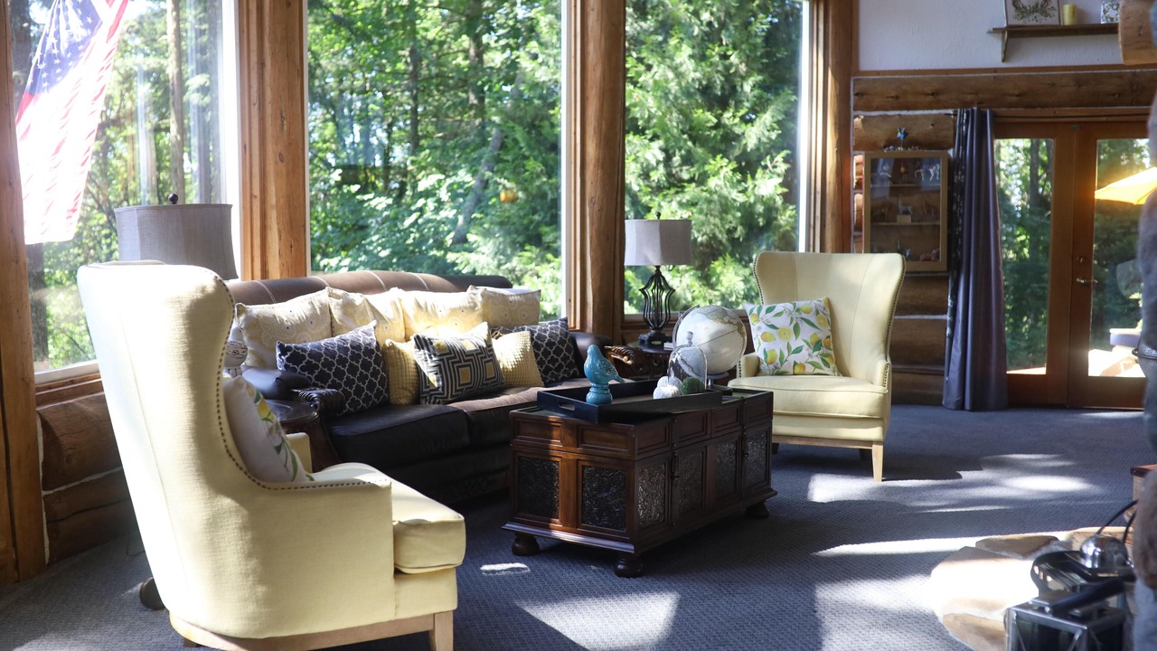 Photo of Livingroom in Thurston