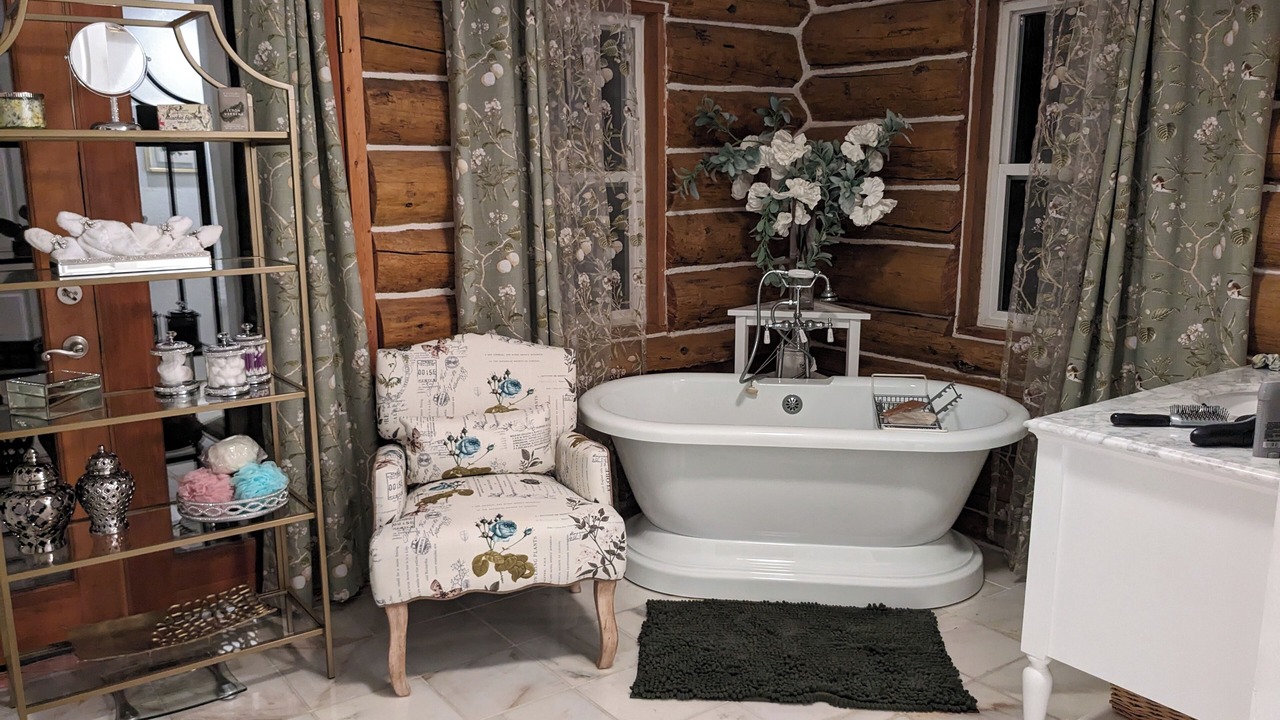 Photo of Bathroom in Thurston