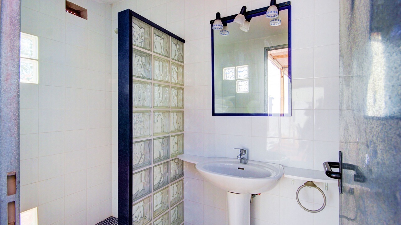 Photo of Bathroom in Empuriabrava