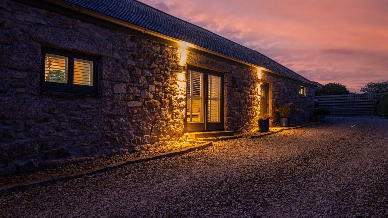 Photo of Outdoor in Mabe