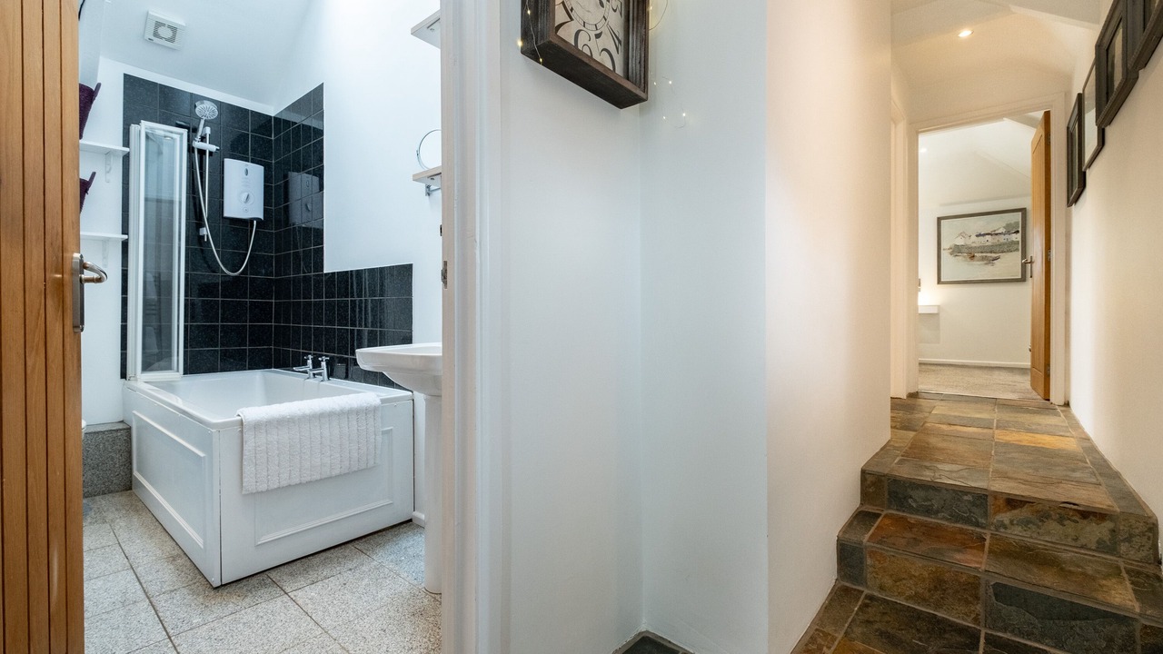 Photo of Bathroom in Mabe