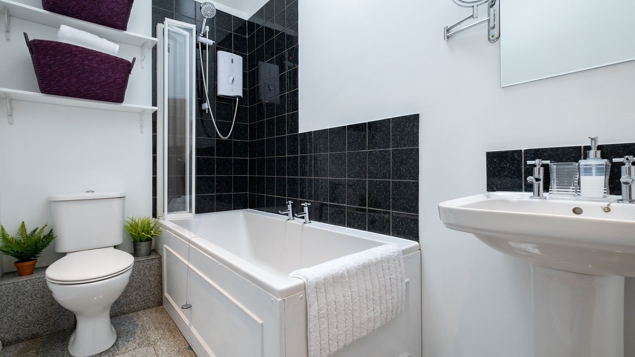 Photo of Bathroom in Mabe