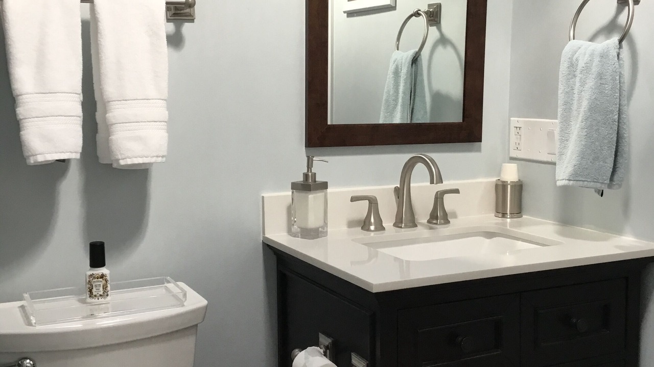 Photo of Bathroom in Etna