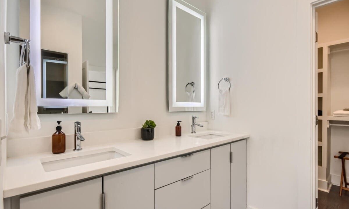 Photo of Bathroom in Edgehill