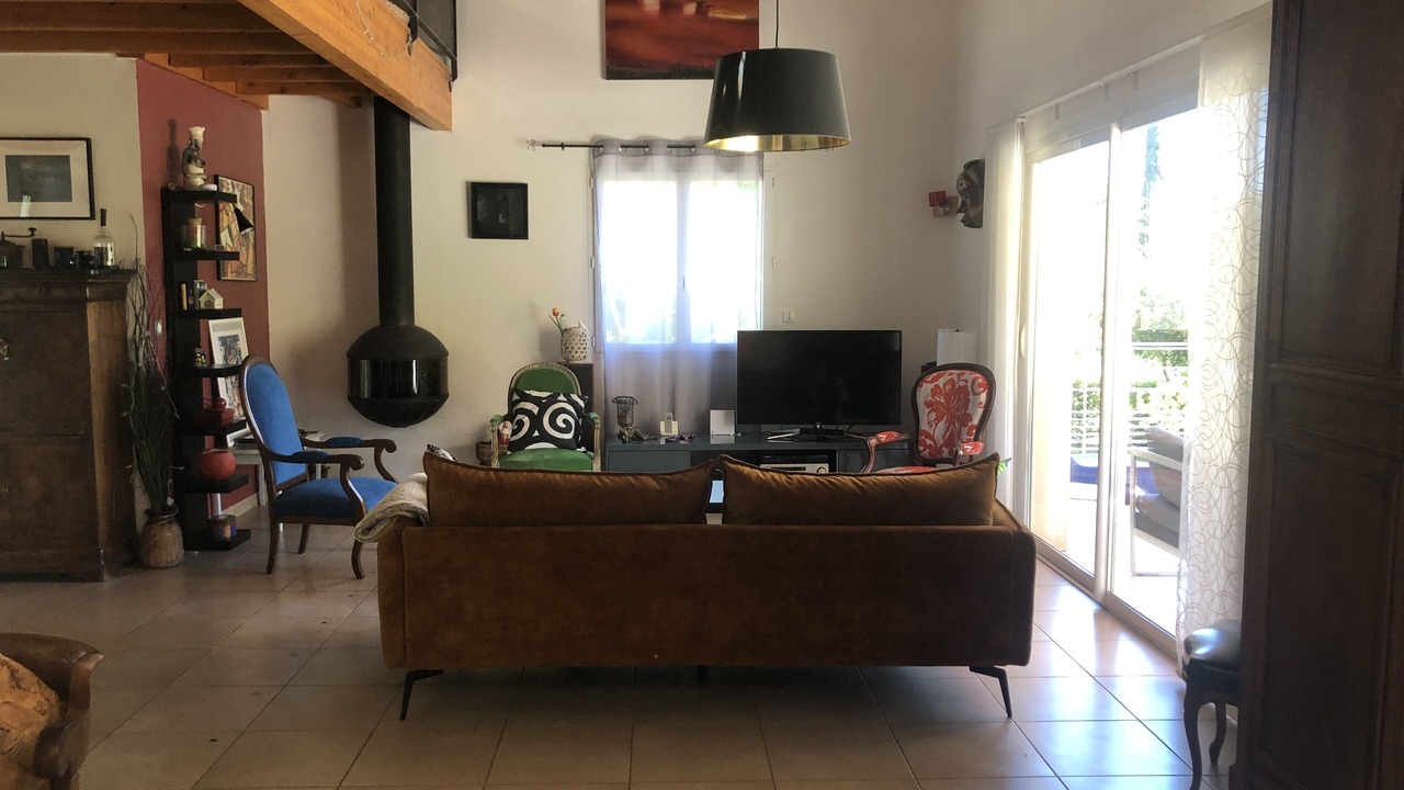 Photo of Livingroom in Teyran