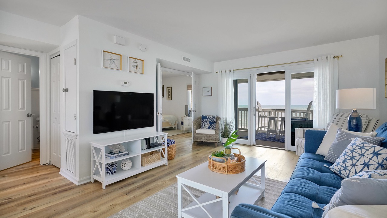 Photo of Livingroom in Wilmington Beach