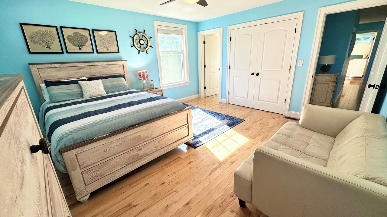 Photo of Bedroom in Jamestown Shores
