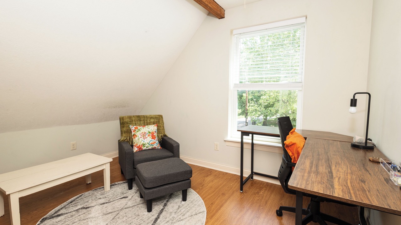 Photo of Bedroom in Oberlin