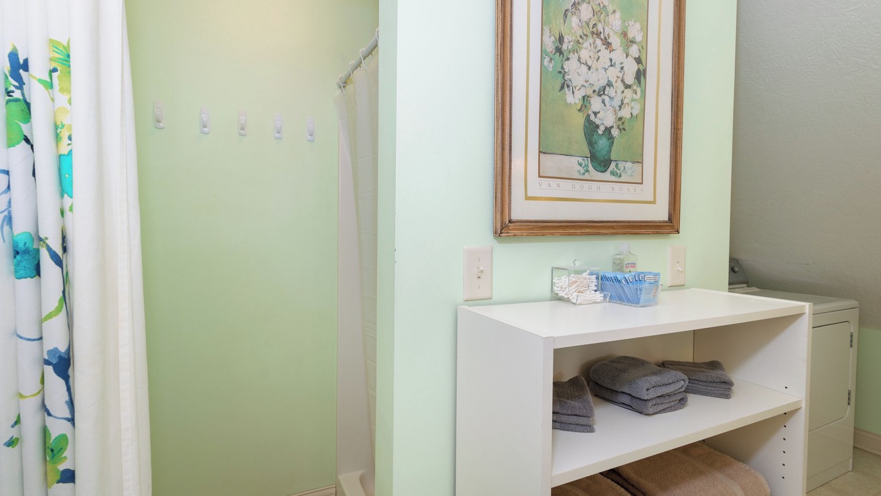 Photo of Bathroom in Oberlin
