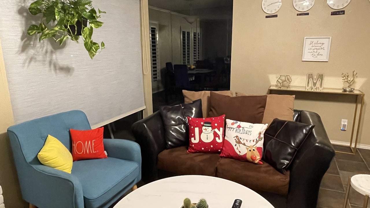 Photo of Livingroom in Far North Dallas