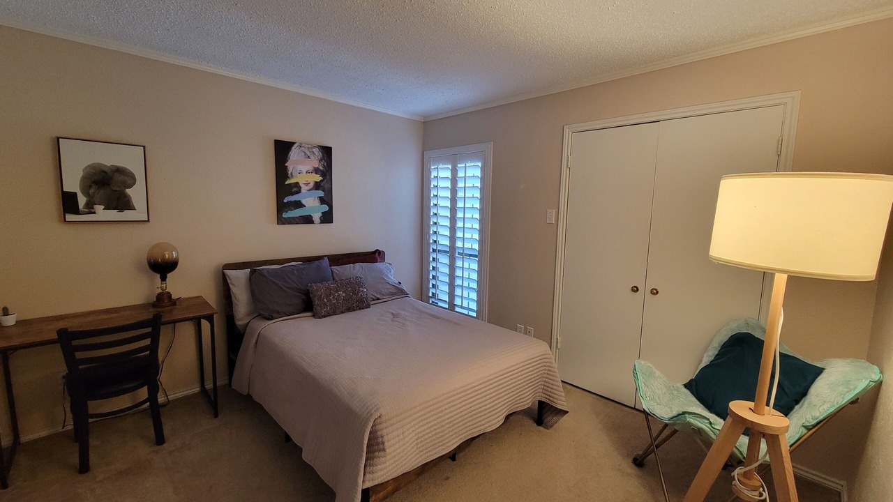 Photo of Bedroom in Far North Dallas