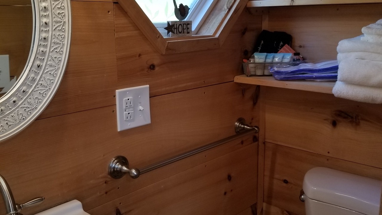 Photo of Bathroom in Georgia Coast