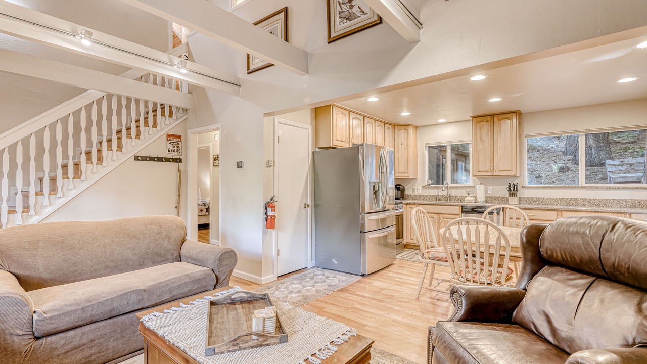 Photo of Livingroom in North Upper Truckee
