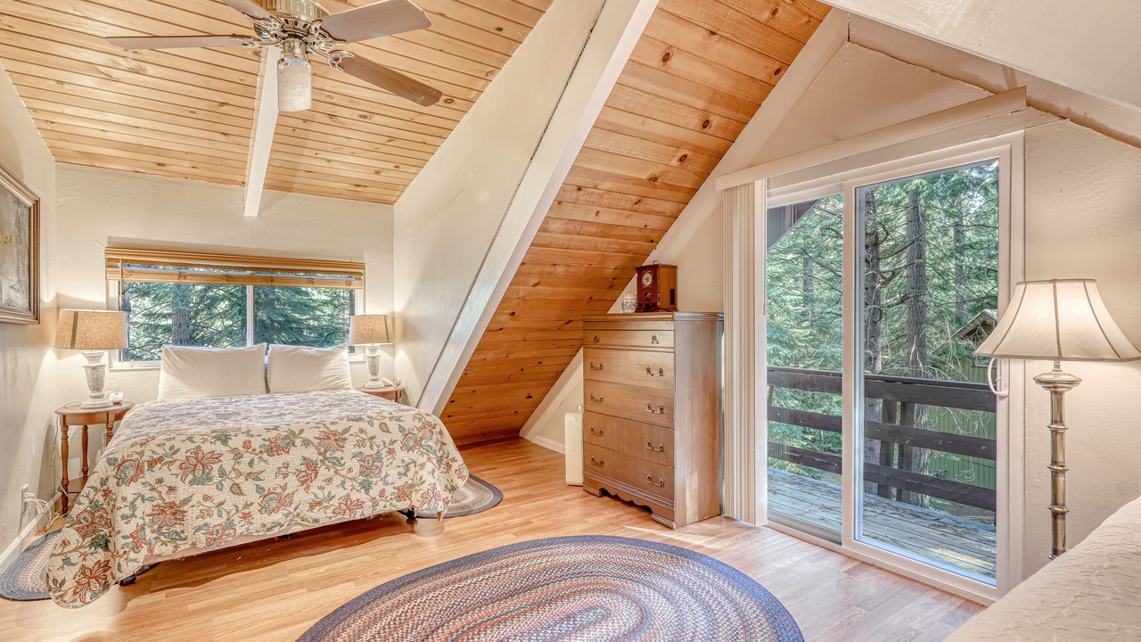 Photo of Bedroom in North Upper Truckee