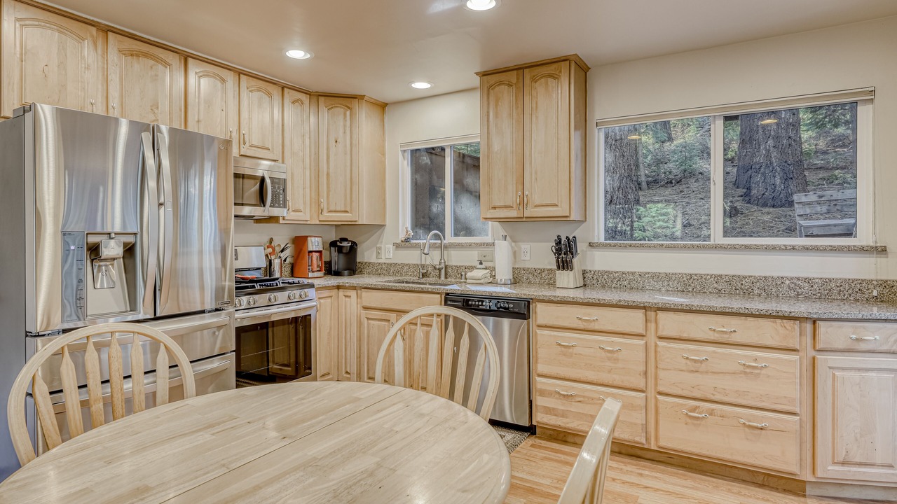 Photo of Kitchen in North Upper Truckee