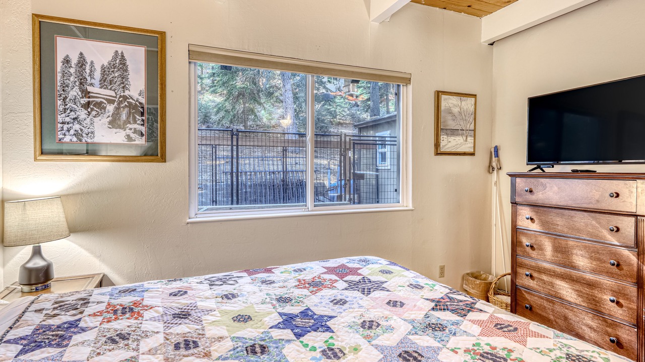 Photo of Bedroom in North Upper Truckee