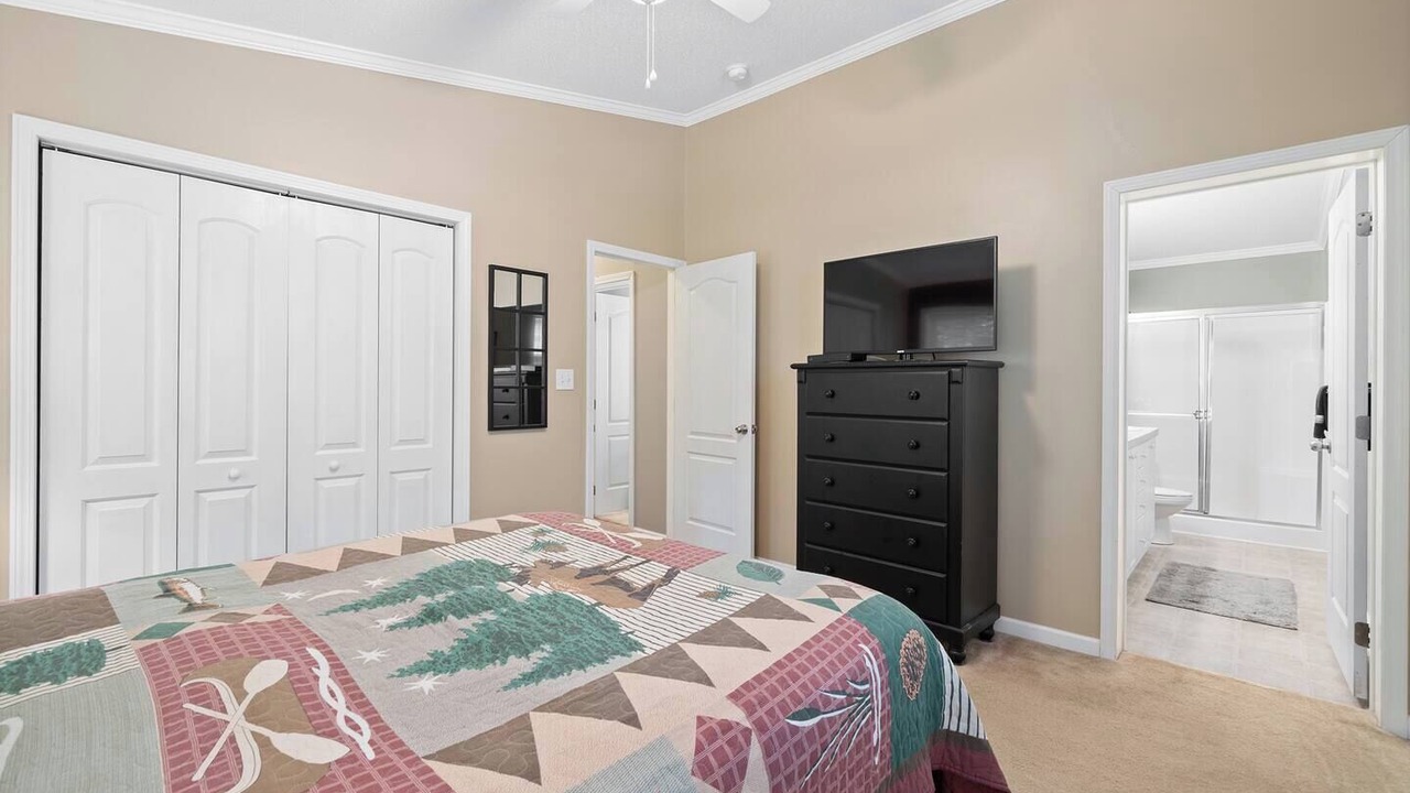 Photo of Bedroom in Pineola