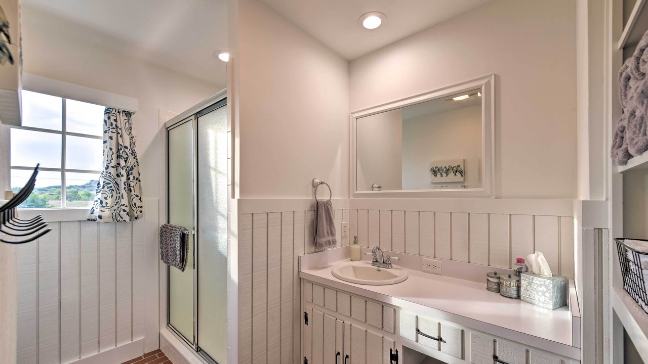 Photo of Bathroom in Palo Pinto County