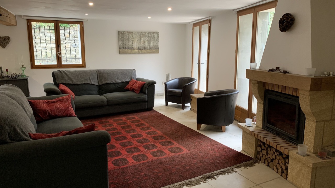 Photo of Livingroom in Quillan