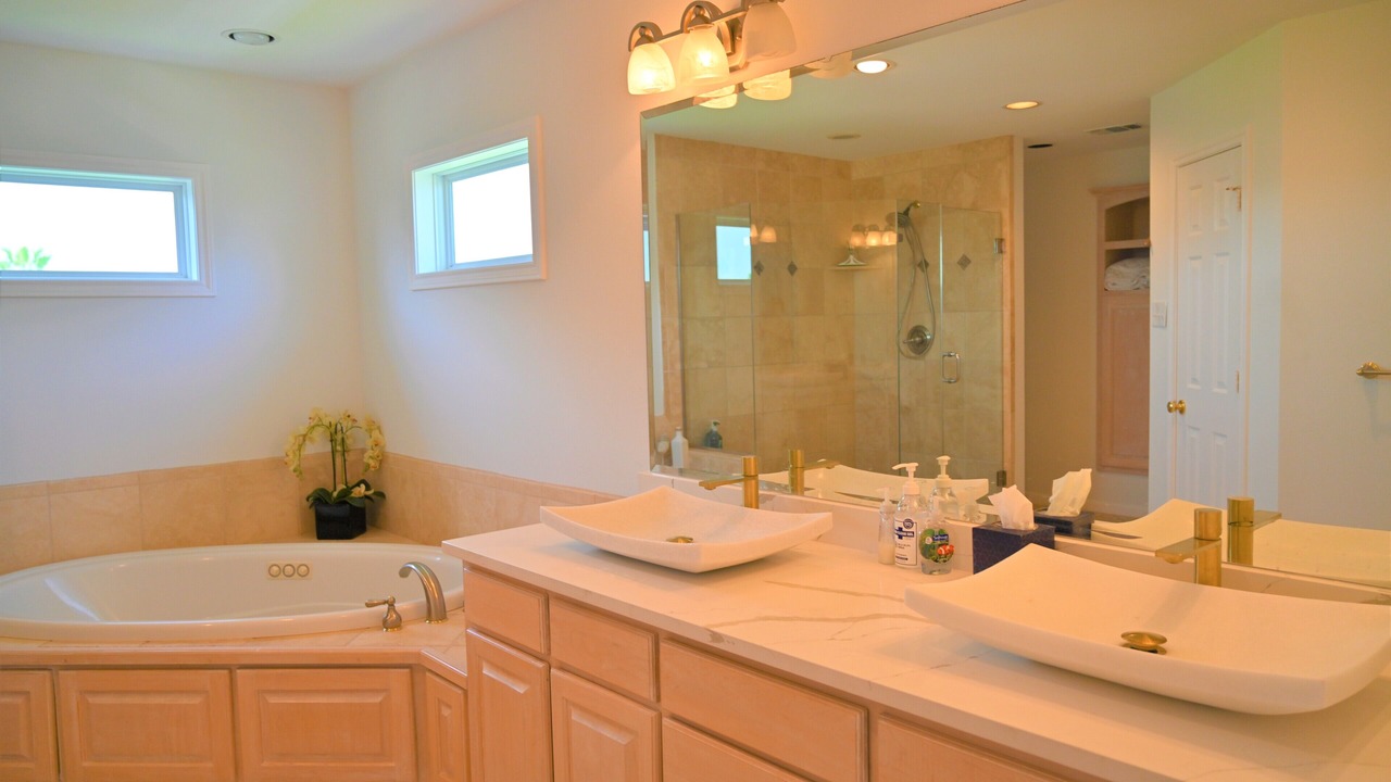 Photo of Bathroom in Pirates Beach West