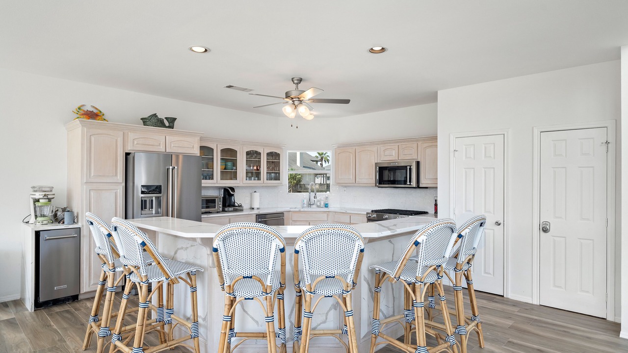 Photo of Kitchen in Pirates Beach West