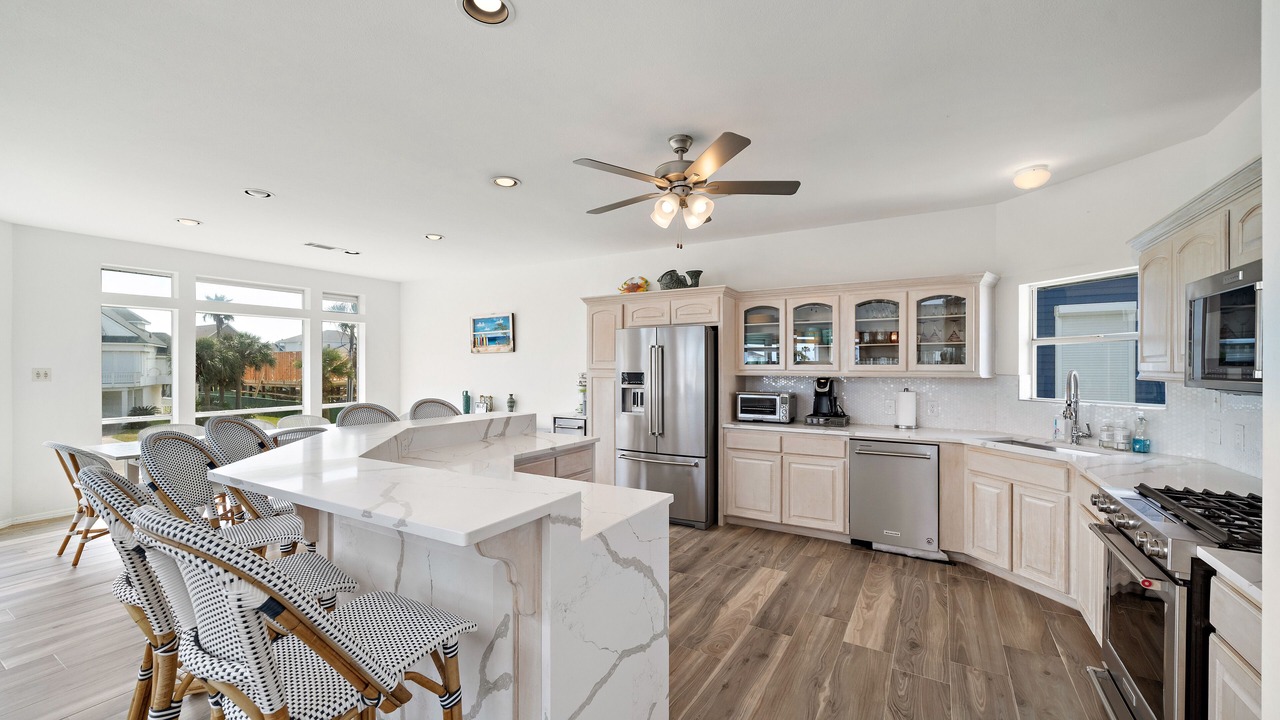 Photo of Kitchen in Pirates Beach West