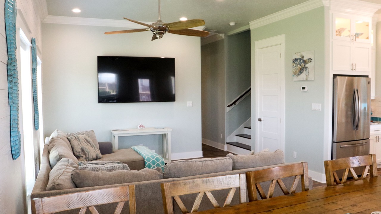 Photo of Livingroom in Crystal Beach