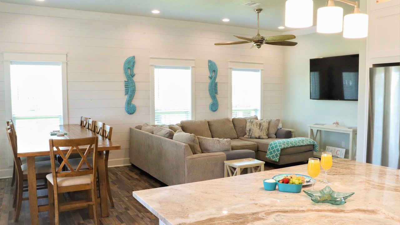 Photo of Livingroom in Crystal Beach