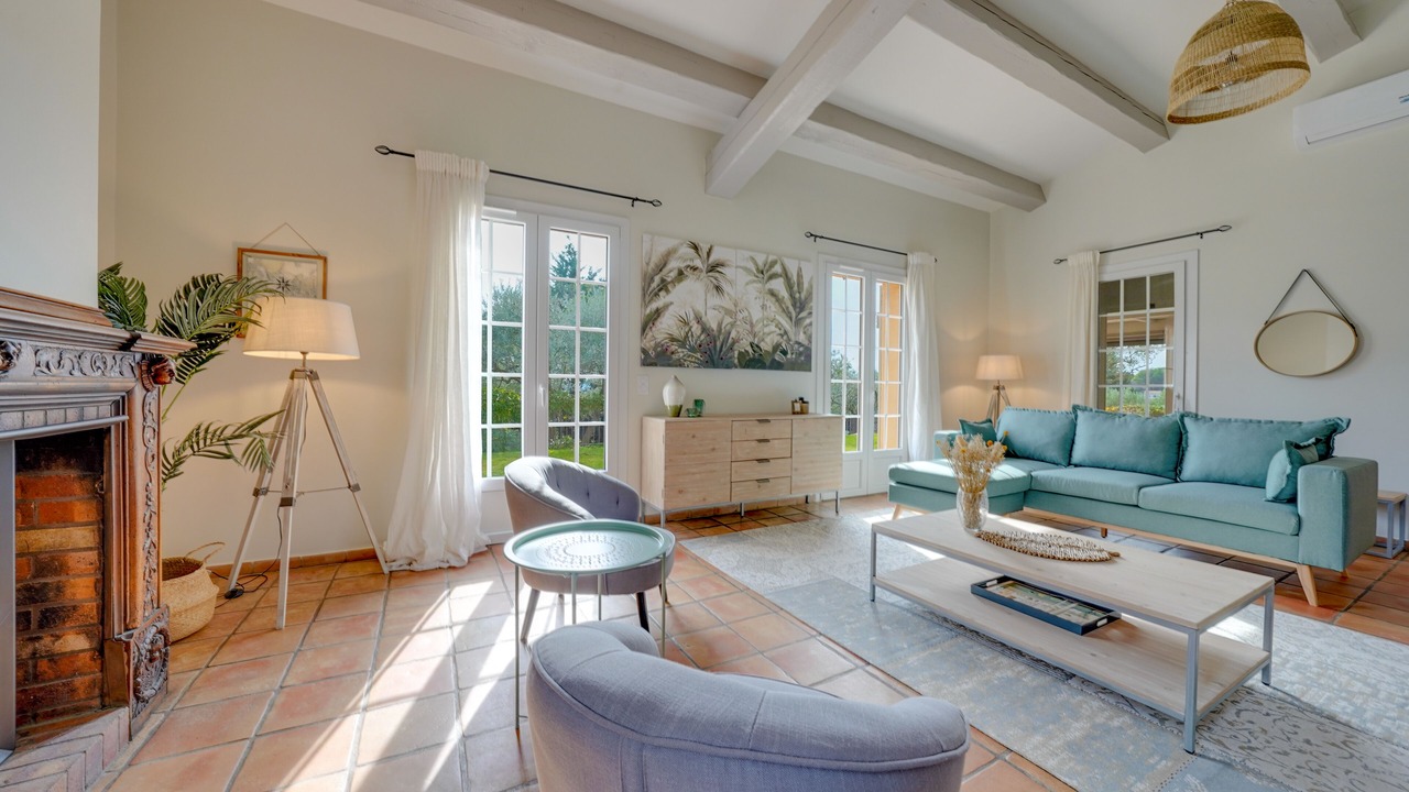 Photo of Livingroom in Puget