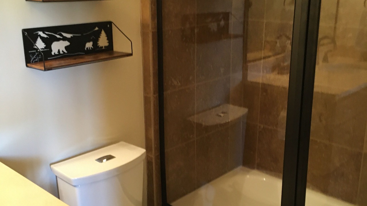 Photo of Bathroom in Ruidoso
