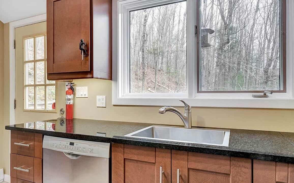 Photo of Kitchen in Val-des-Monts