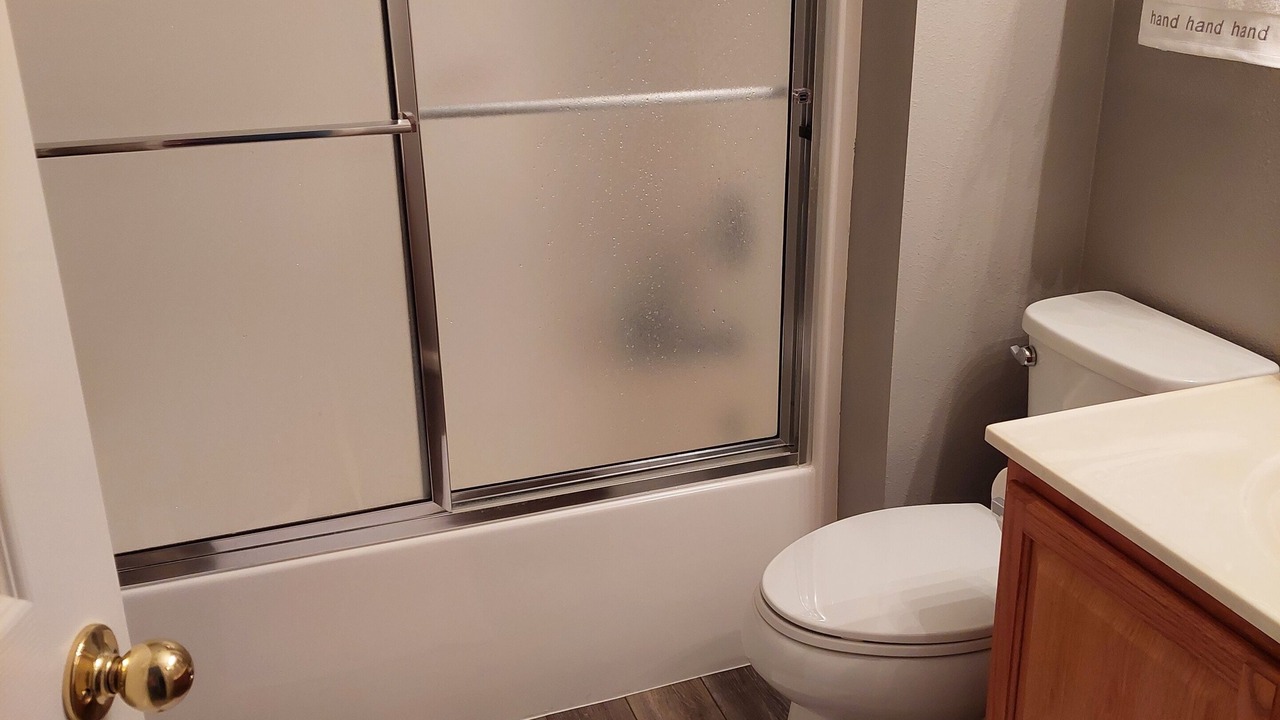 Photo of Bathroom in Shawnee Bend