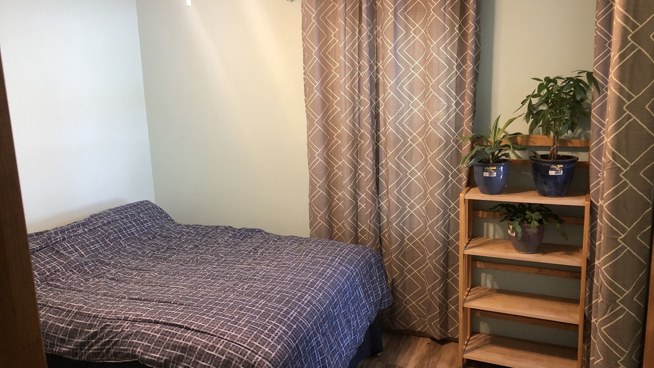 Photo of Bedroom in Solon Mills