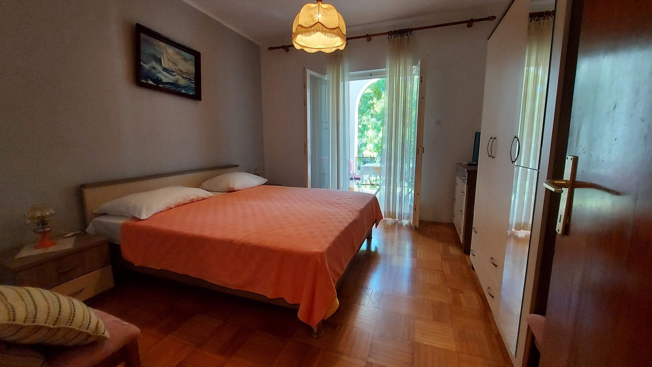 Photo of Bedroom in Baska