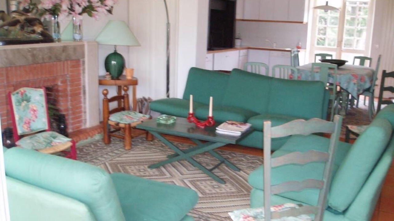 Photo of Livingroom in Villesiscle