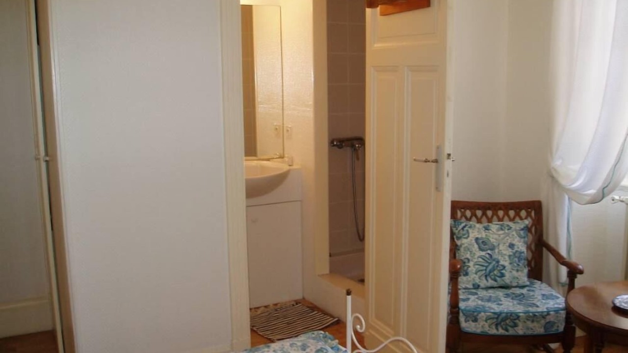 Photo of Bathroom in Villesiscle