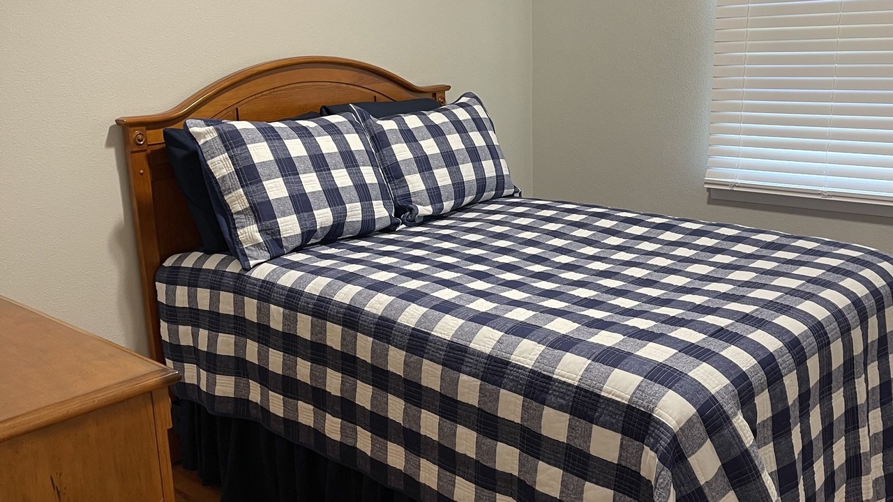 Photo of Bedroom in Rolla