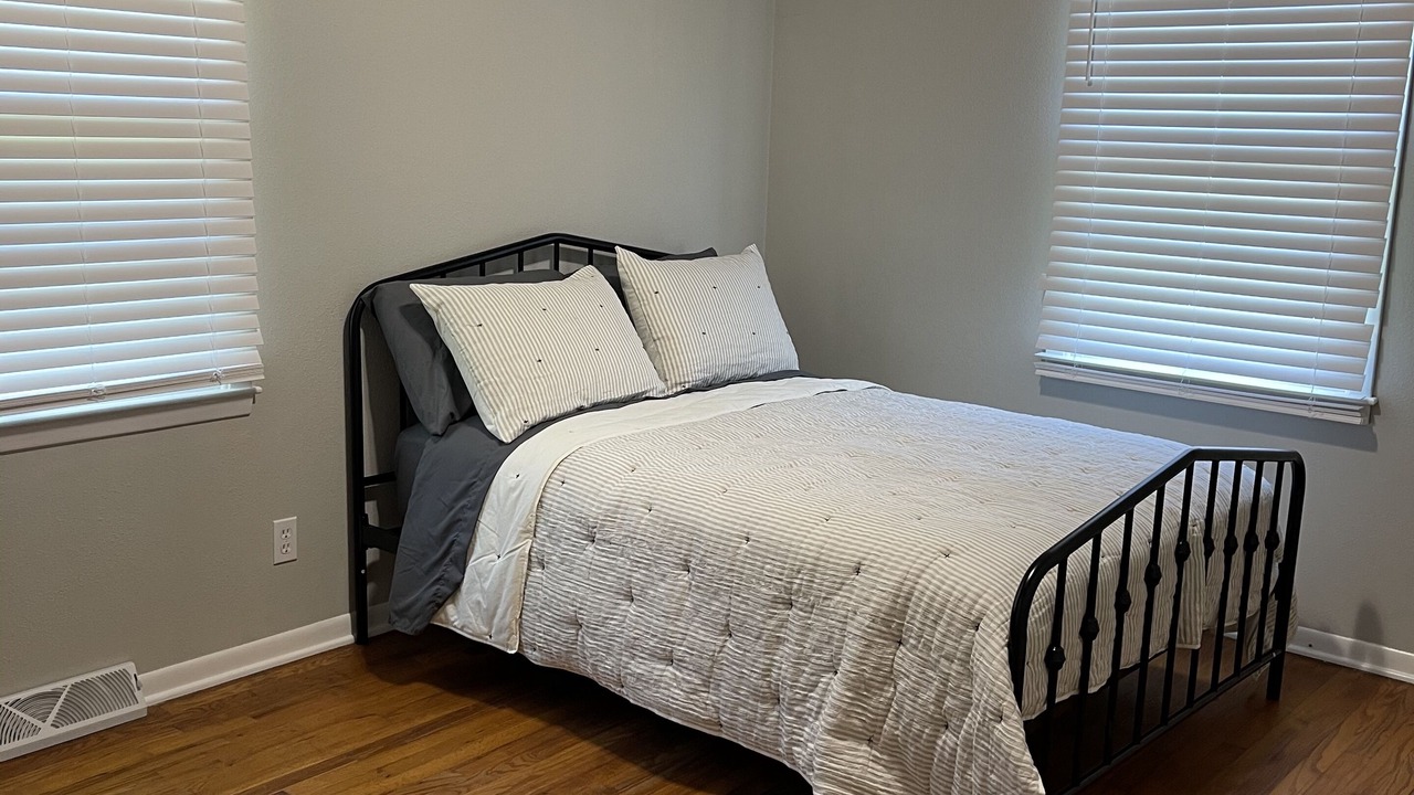 Photo of Bedroom in Rolla