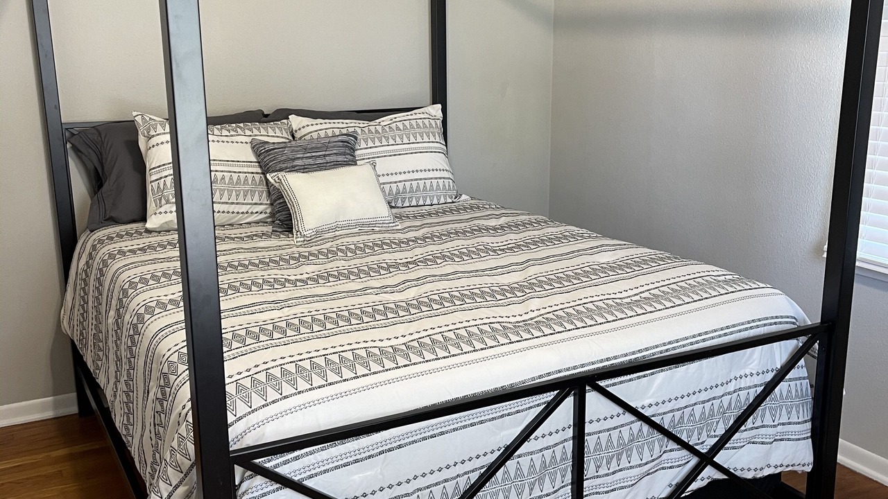 Photo of Bedroom in Rolla