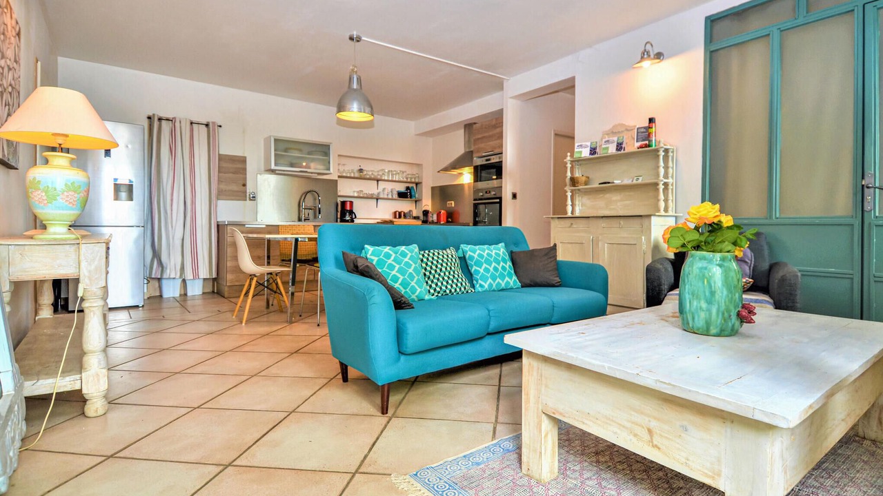 Photo of Bedroom in Violes